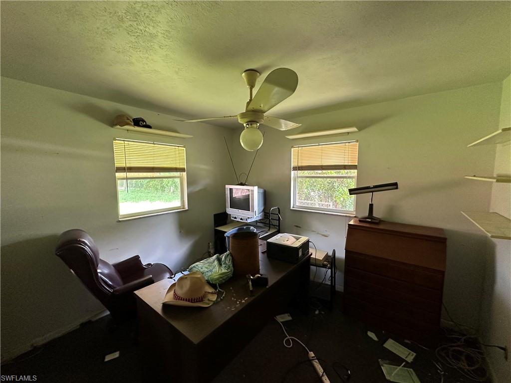 305 Penn Rd W Property Photo 13