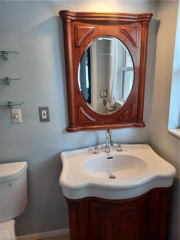 4233 Se 8th Pl Property Photo 12