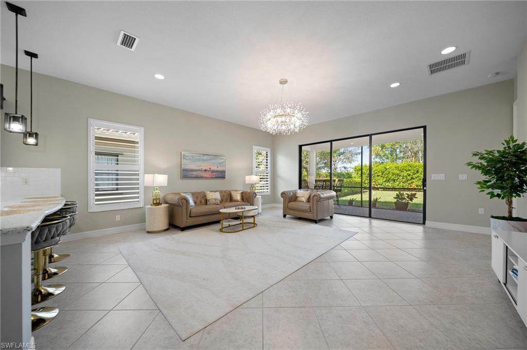 2866 Cinnamon Bay Cir Property Photo 5