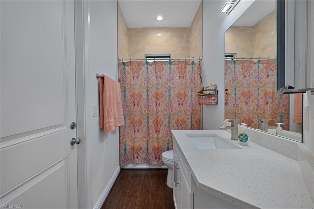 4345 6th Ave Ne Property Photo 17