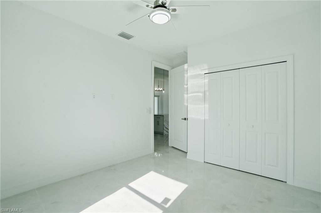 2301 Ne 34th Ln Property Photo 30