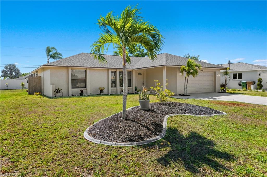 1944 Country Club Blvd Property Photo 3