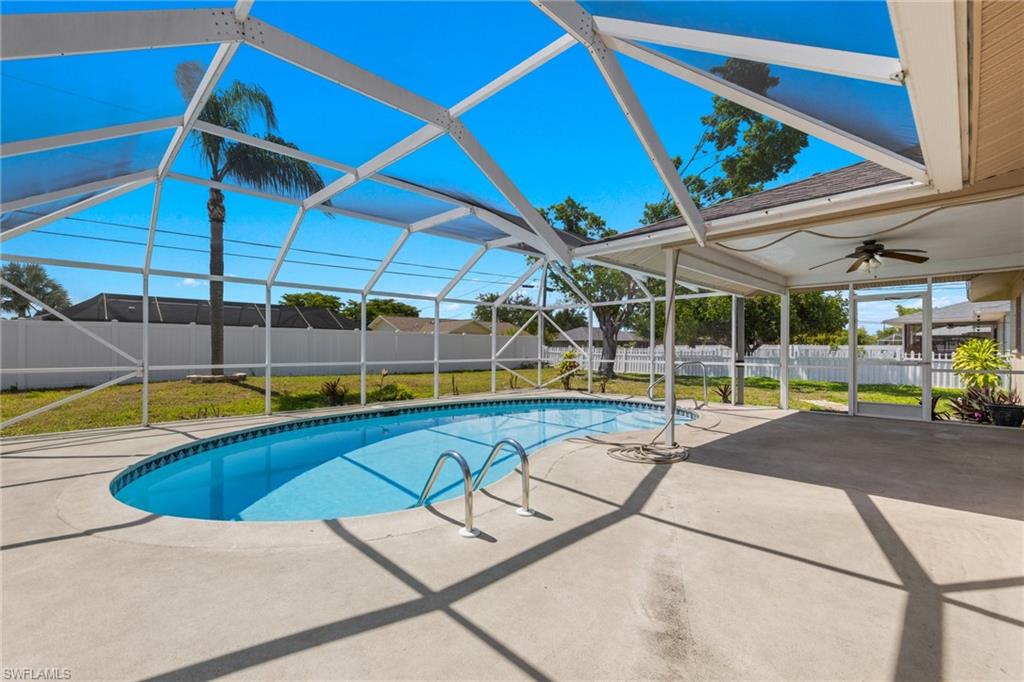 1944 Country Club Blvd Property Photo 21
