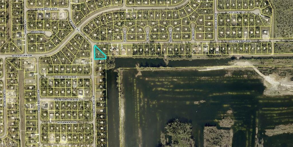 1870 Long Beach Dr Property Photo 4