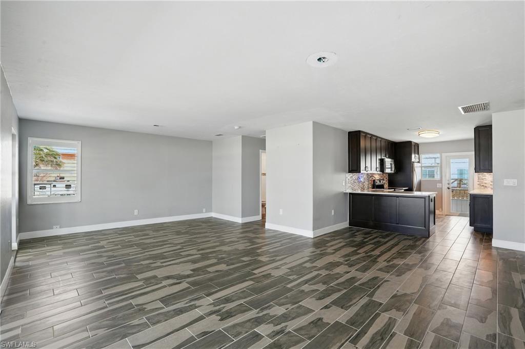 5557 Estero Blvd Property Photo 18