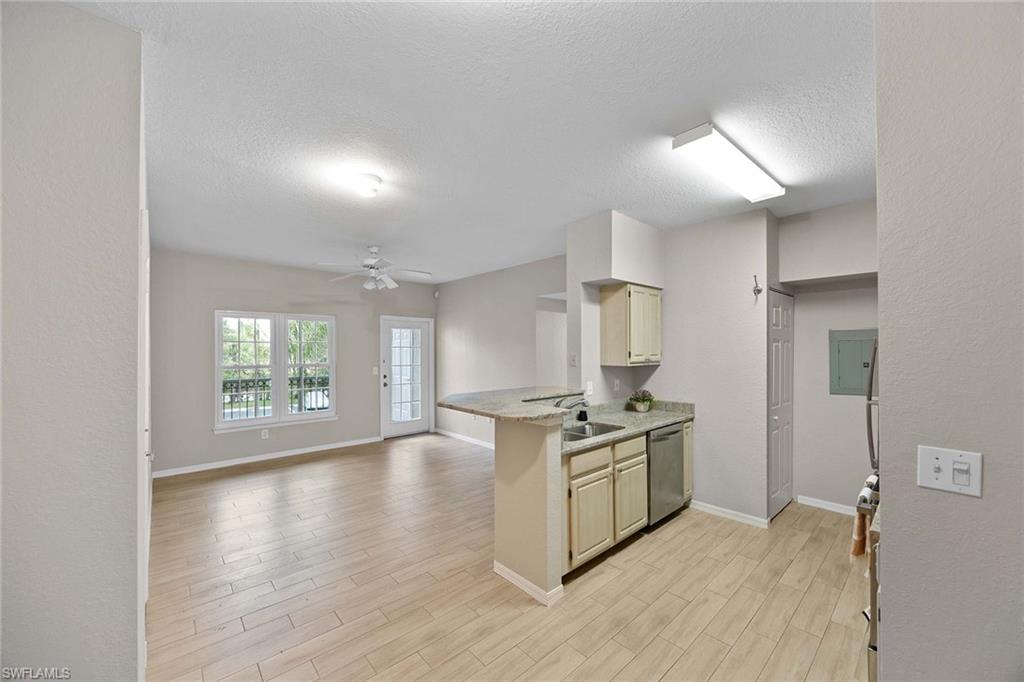 23500 Walden Center Dr # 206 Property Photo 9