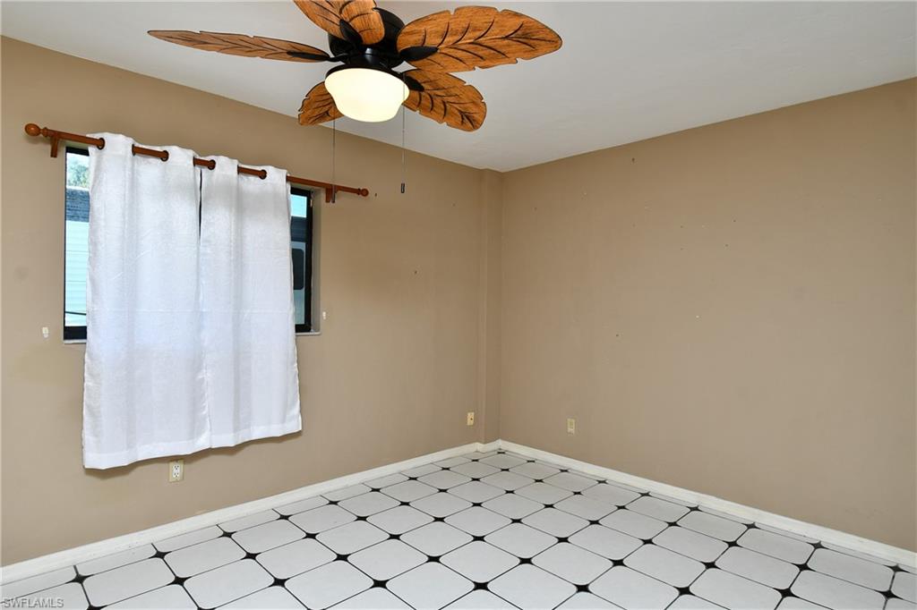 7700 Deni Dr Property Photo 21