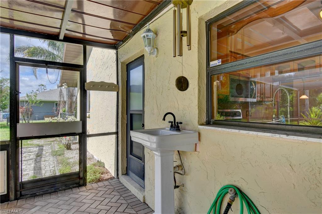7700 Deni Dr Property Photo 35