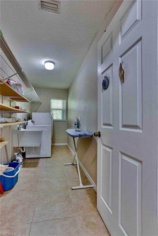 907 Se 16th Ter Property Photo 16