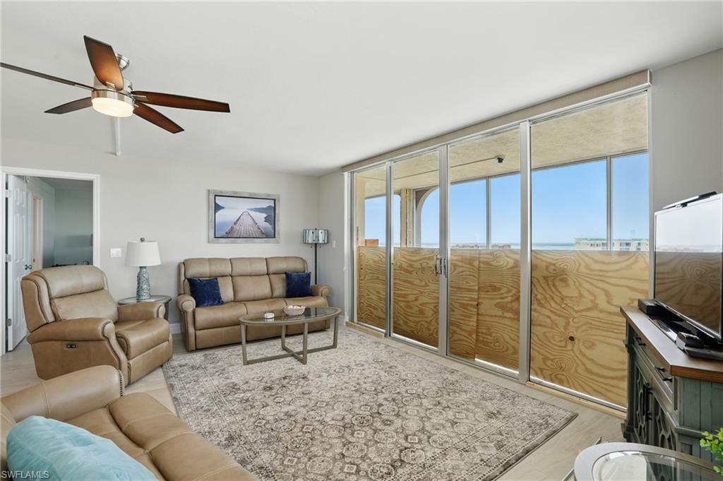 7148 Estero Blvd # 922 Property Photo 11