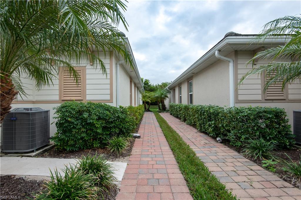 14727 Edgewater Cir Property Photo 4