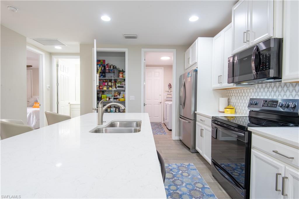 14727 Edgewater Cir Property Photo 11