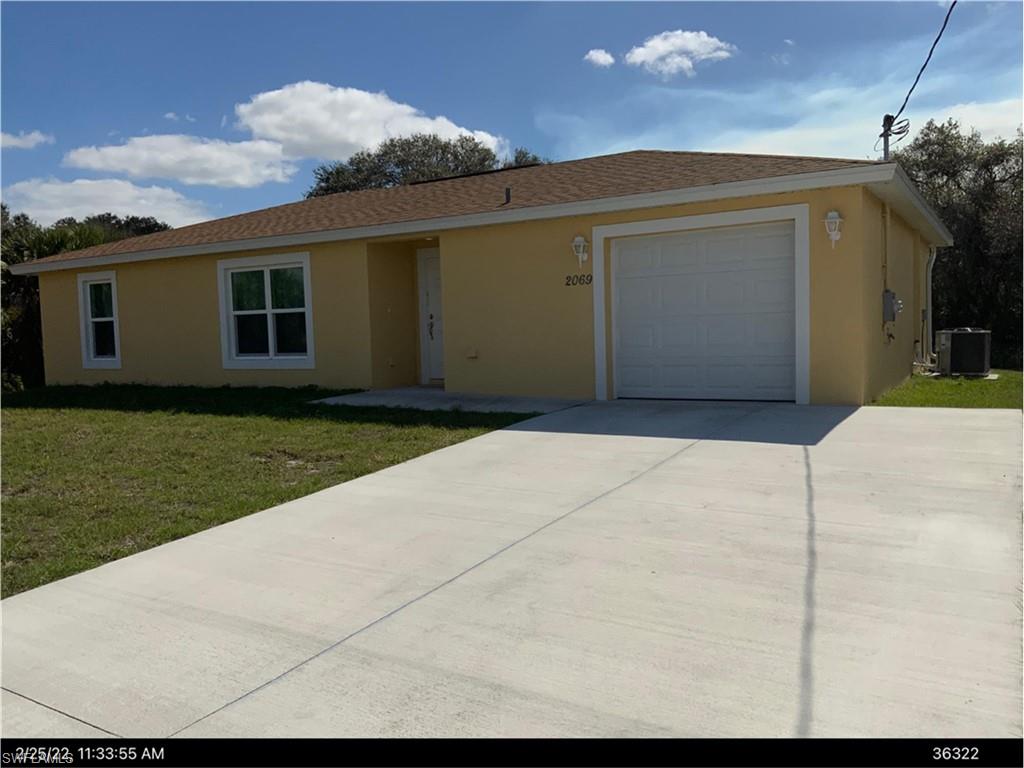 2069 Detroit Dr Property Photo 1