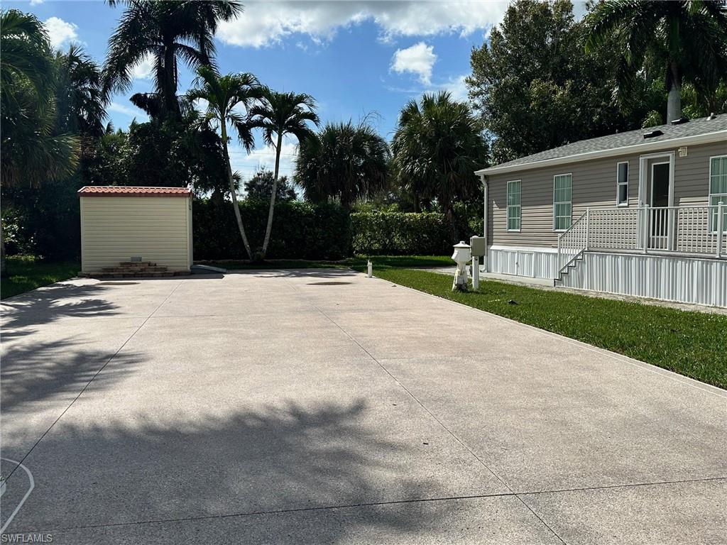 1275 Silver Lakes Blvd Property Photo 4