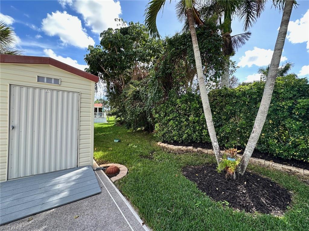 1275 Silver Lakes Blvd Property Photo 7