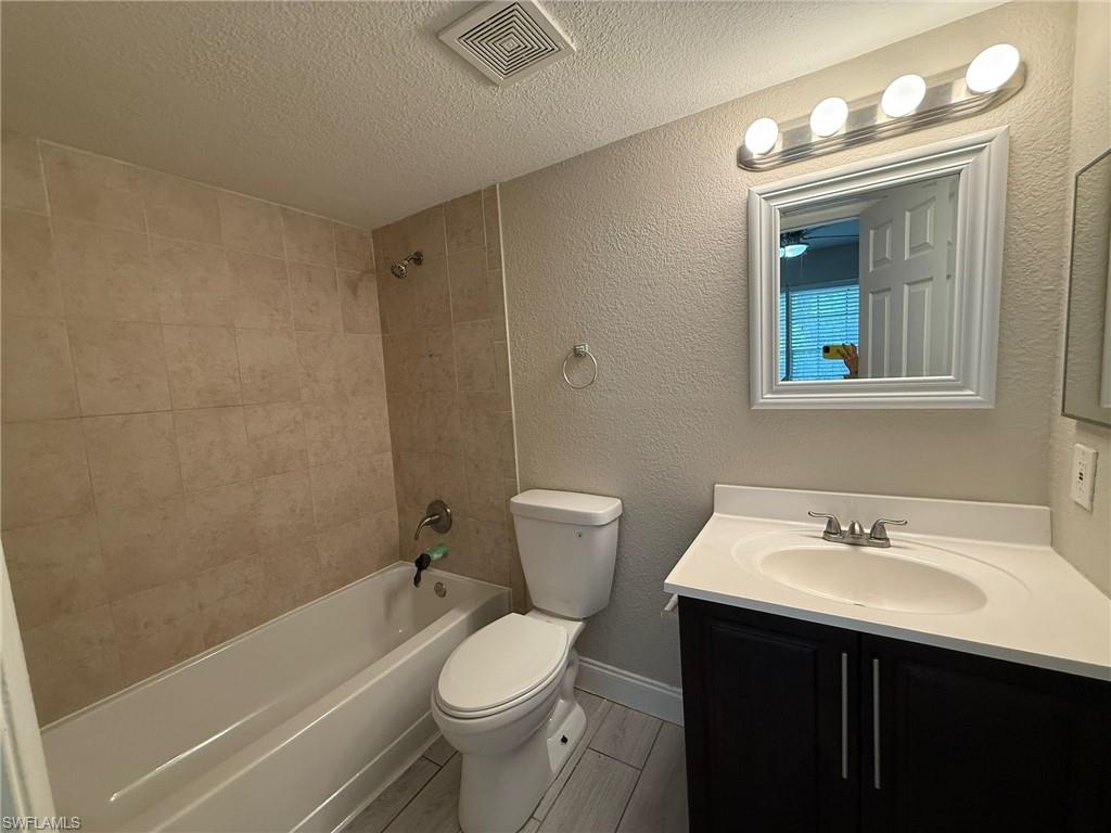 194 Santa Clara Dr # 11 Property Photo 8