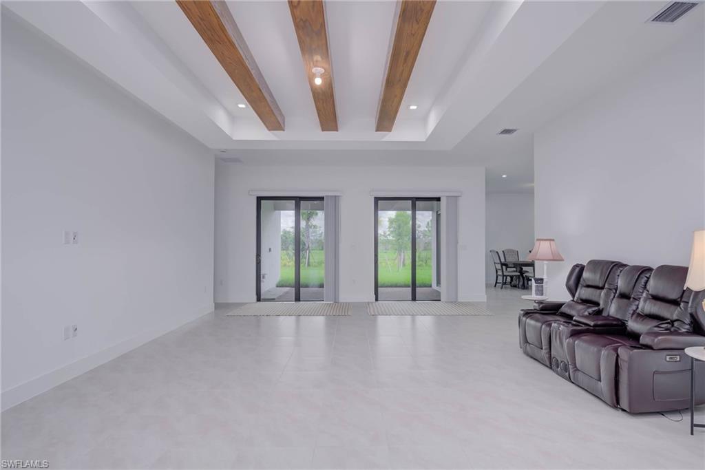 5026 Ofanto Ln Property Photo 6