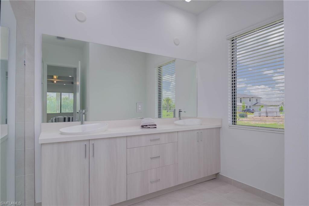 5026 Ofanto Ln Property Photo 28