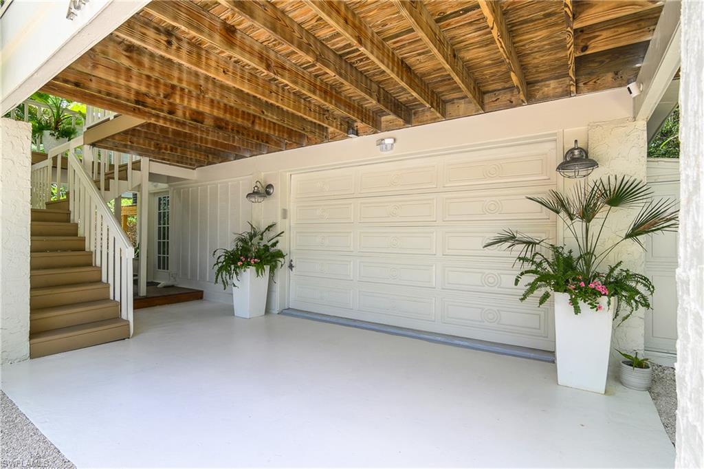 2832 Weeks Ave Property Photo 3