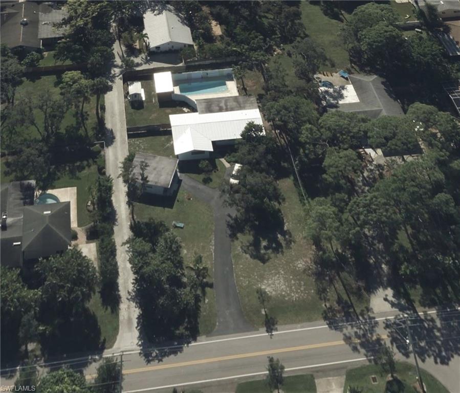 1260 26th Ave N Property Photo 5