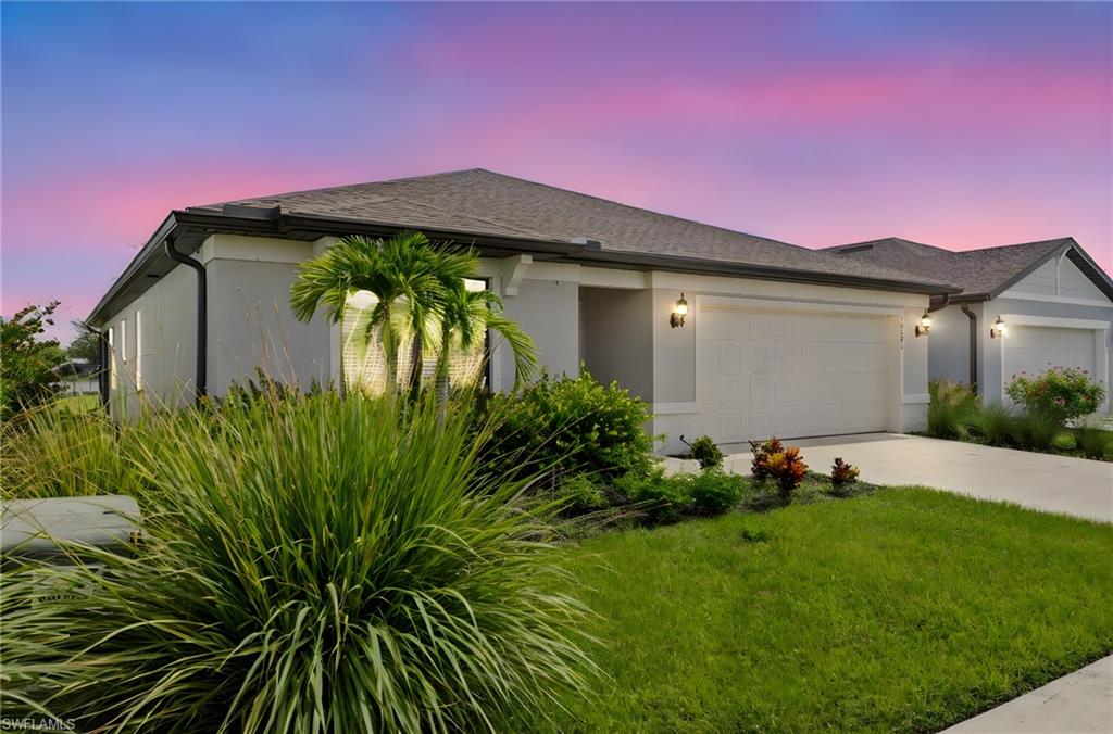 10891 Firebush Cir Property Photo 2