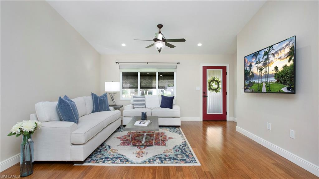 27978 Carl Cir Property Photo 7