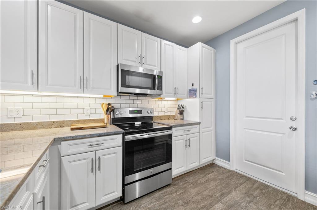 7894 Bristol Cir Property Photo 13