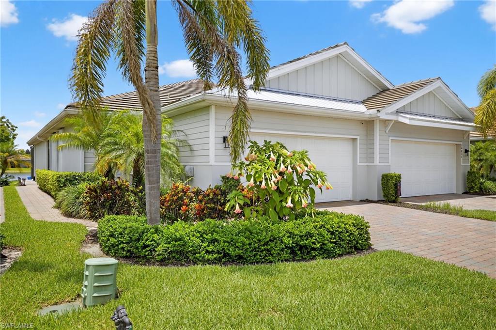 14803 Edgewater Cir Property Photo 1