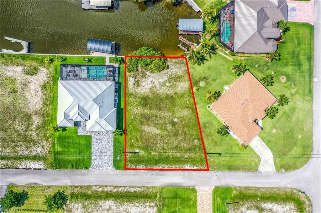 3318 NW 18th ST Property Photo 1