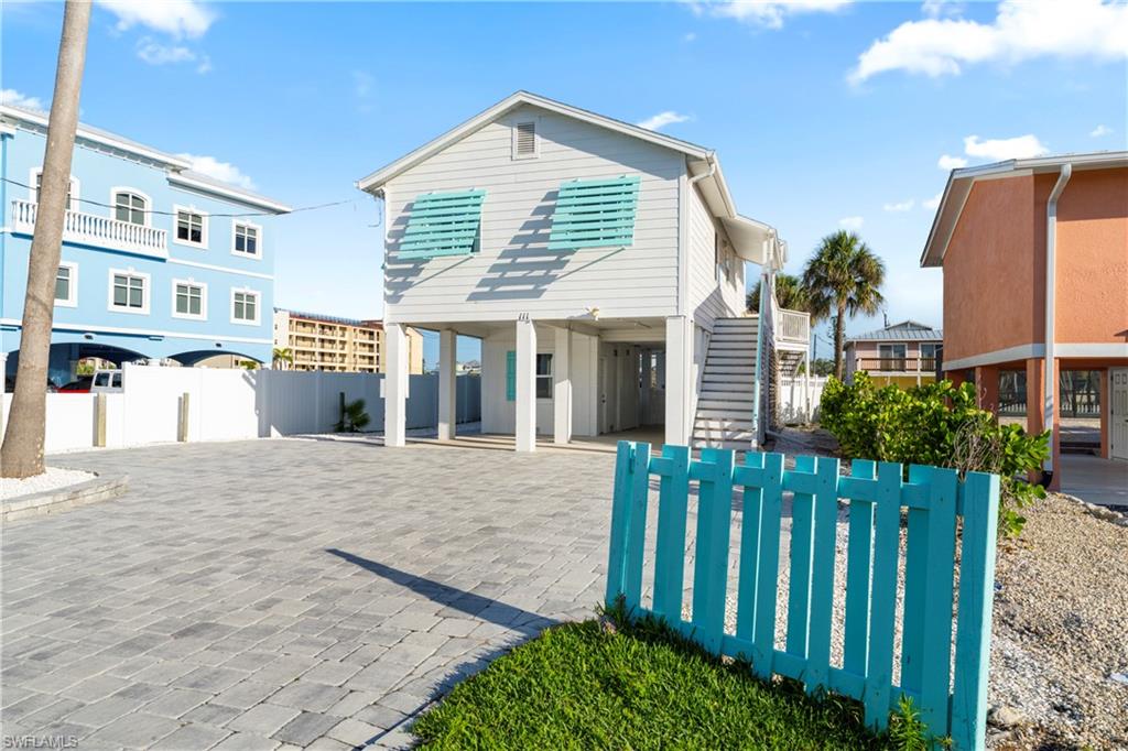 111 Bahia VIA Property Photo 1