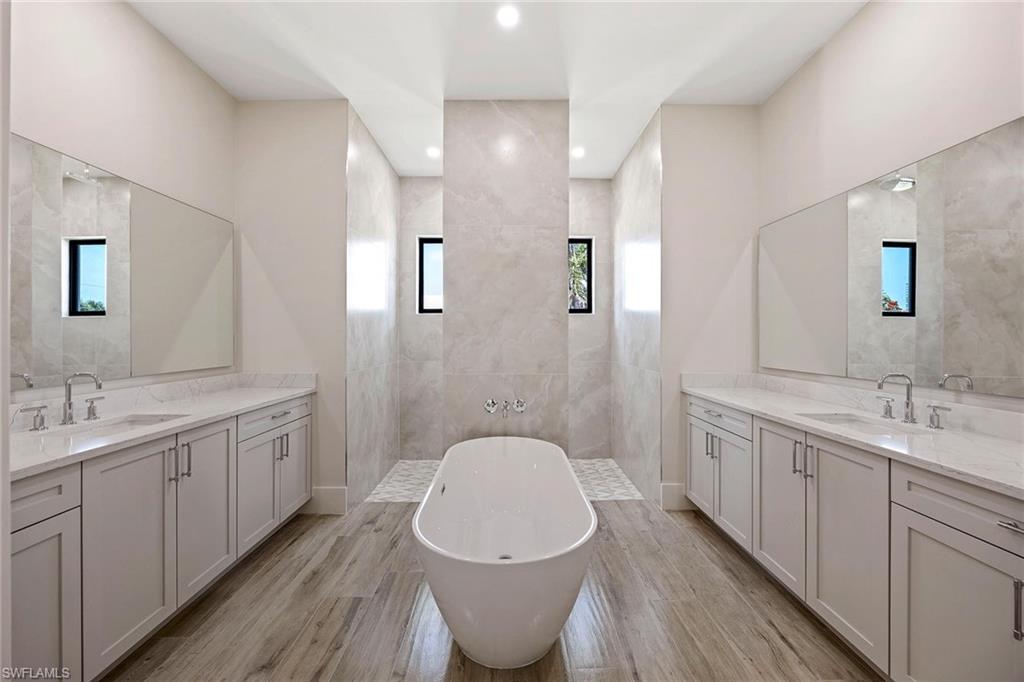 101 Beachcomber St Property Photo 25