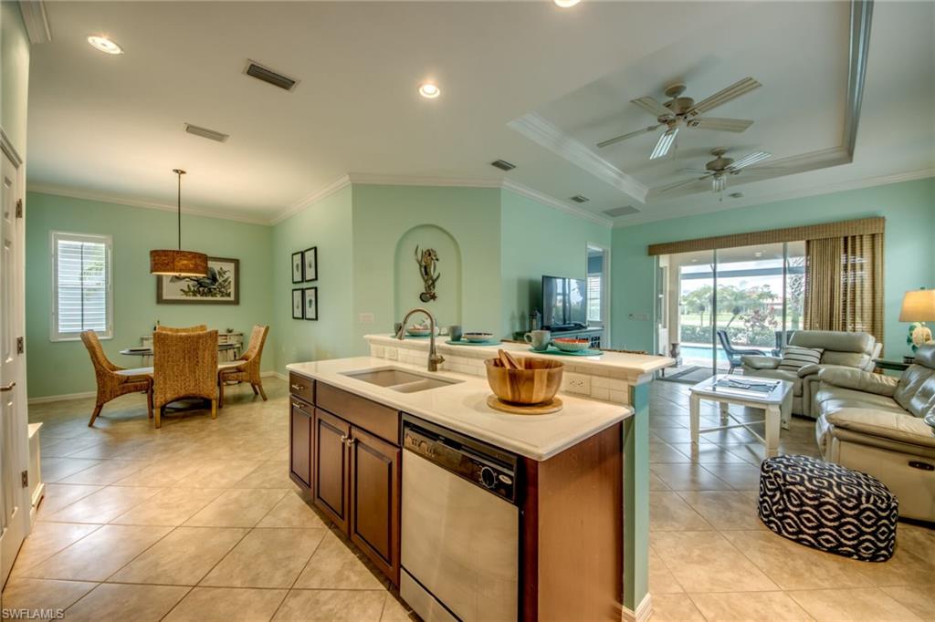 10440 Materita Dr Property Photo 10