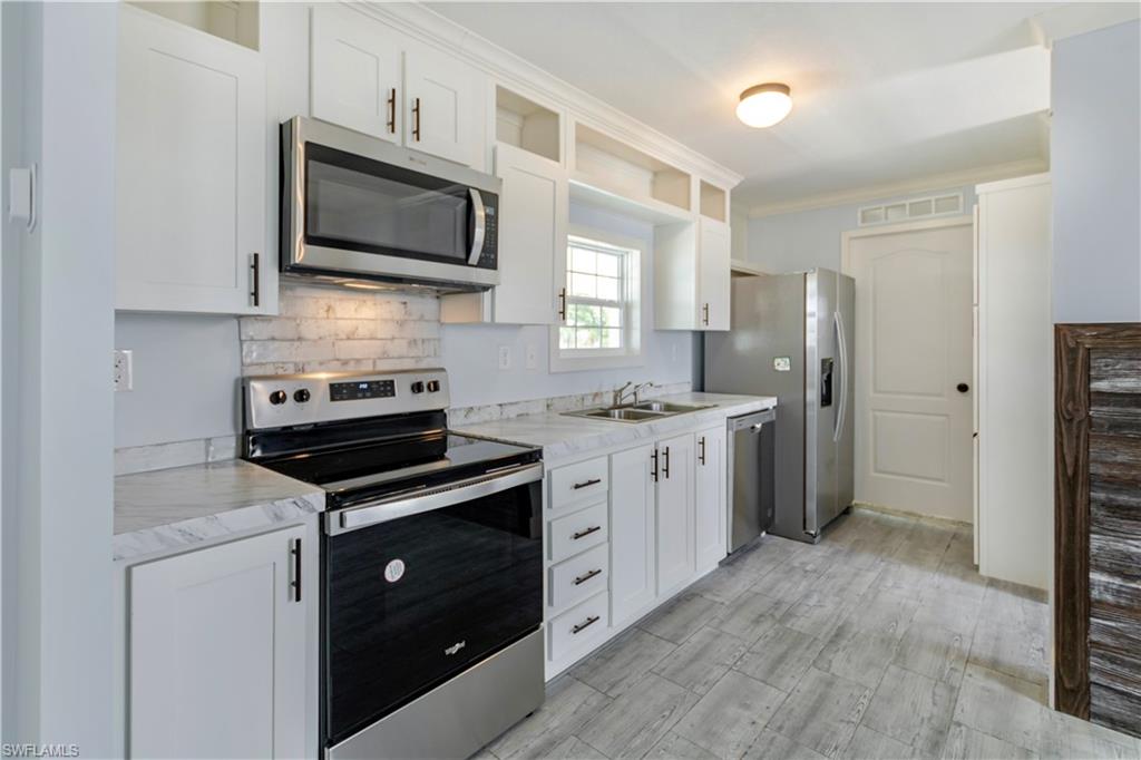 4944 Porky Ln Property Photo 10