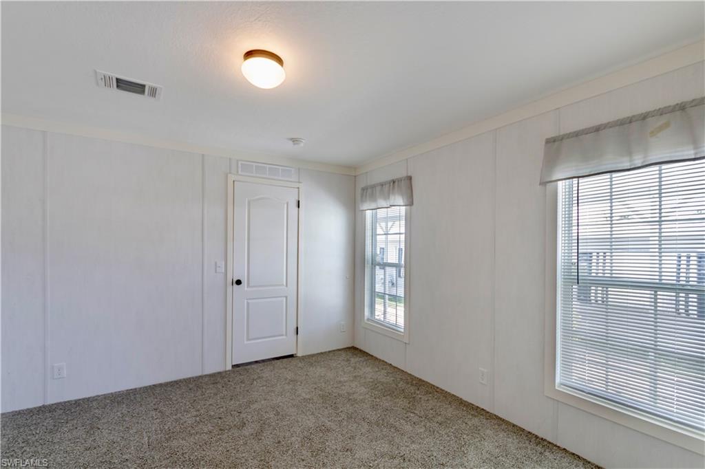 4944 Porky Ln Property Photo 15