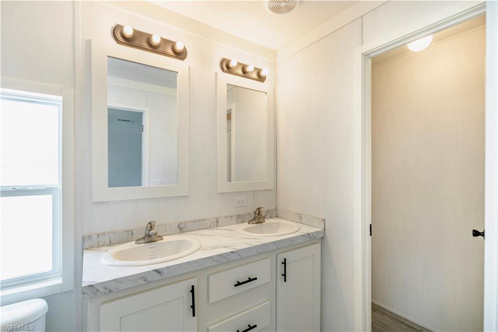 4944 Porky Ln Property Photo 18