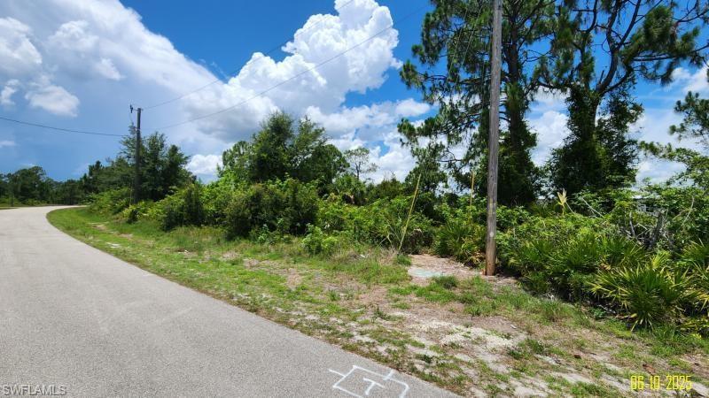 1133 Barfield St E Property Photo 6