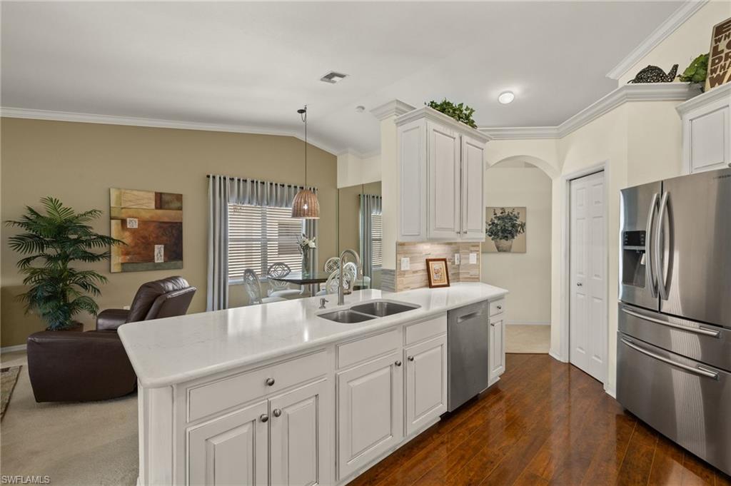 6862 Sterling Greens Dr # 202 Property Photo 8