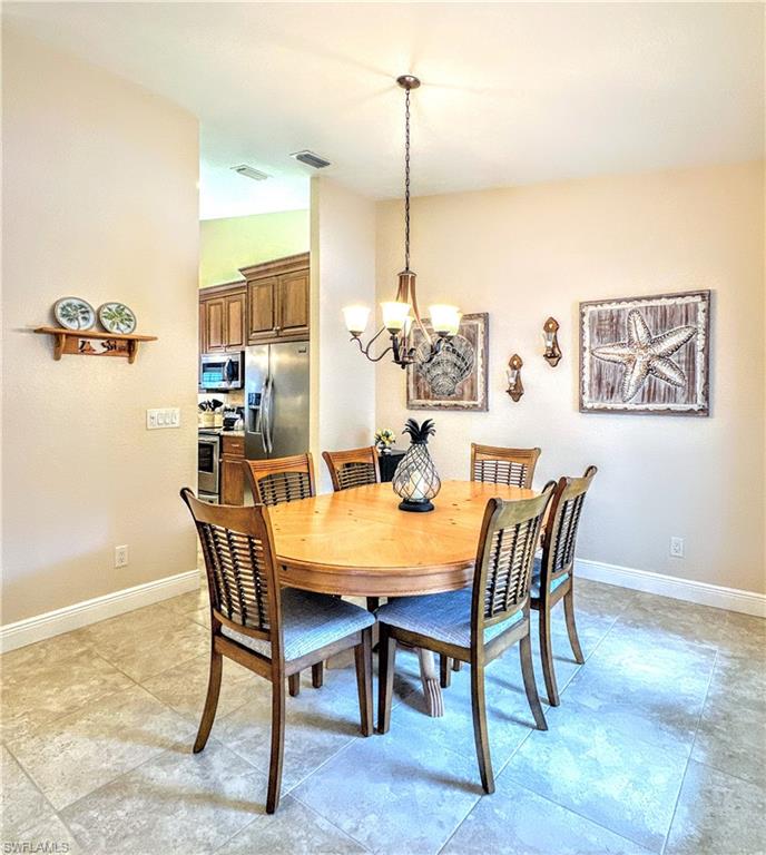 7066 Barrington Cir 201 Property Photo 5