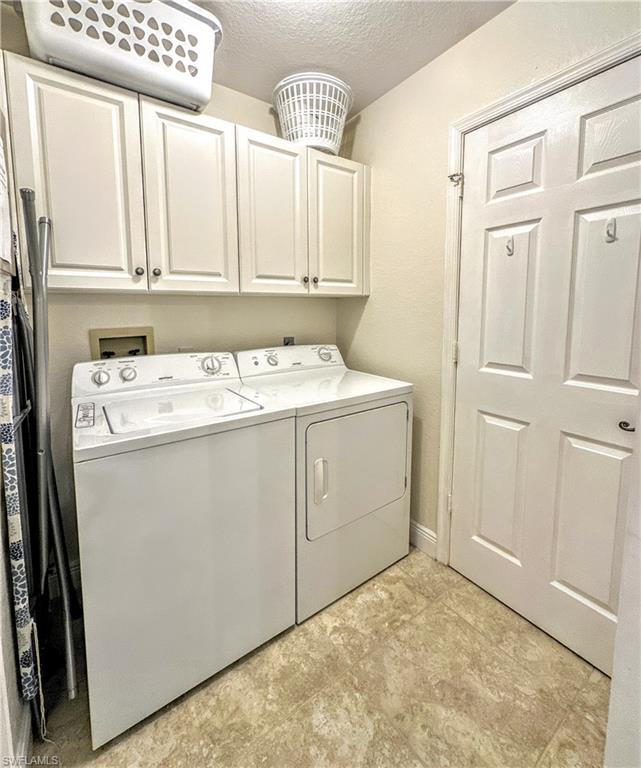 7066 Barrington Cir 201 Property Photo 16
