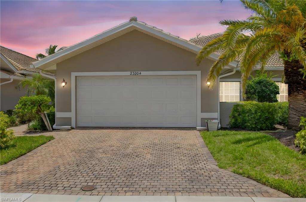 23204 Coconut Shores Dr Property Photo 2