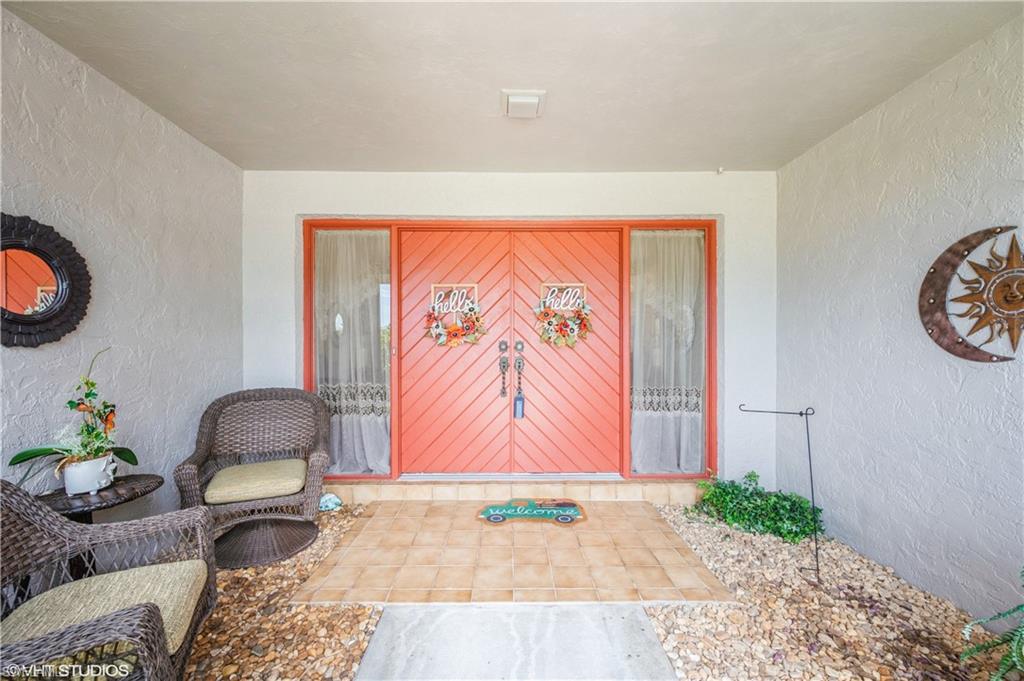 1021 Charlemagne Blvd Property Photo 2