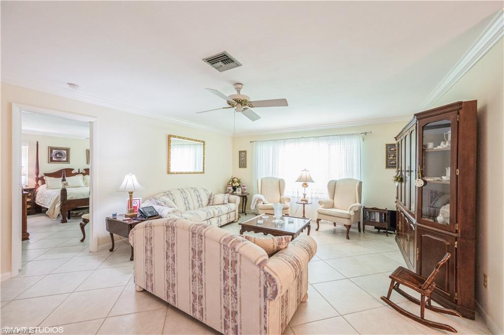 1021 Charlemagne Blvd Property Photo 10