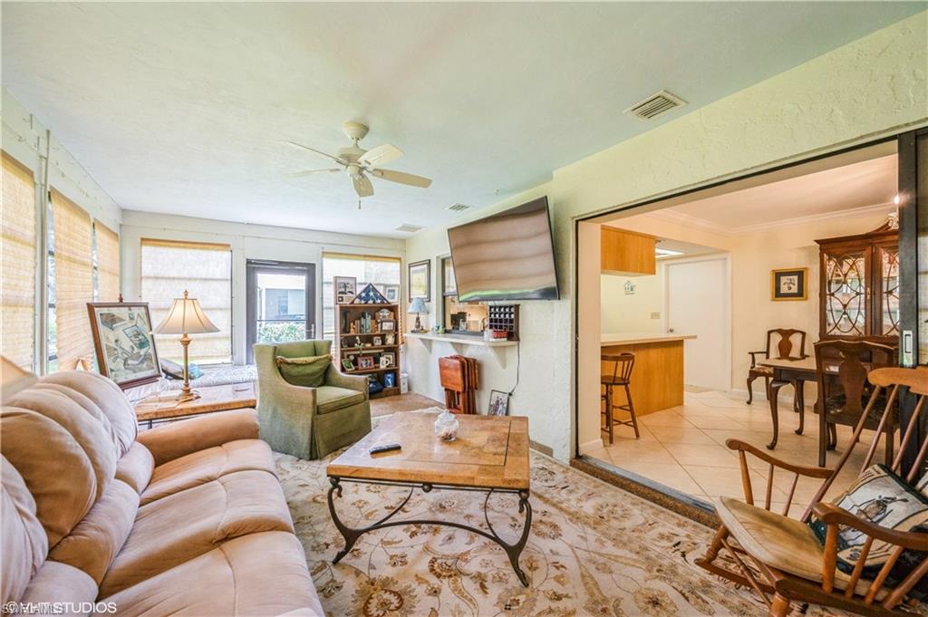 1021 Charlemagne Blvd Property Photo 26