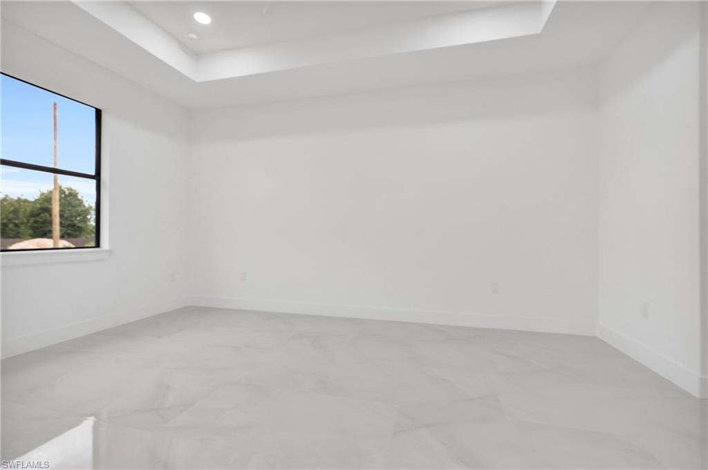 1018 Clayton Ave Property Photo 16