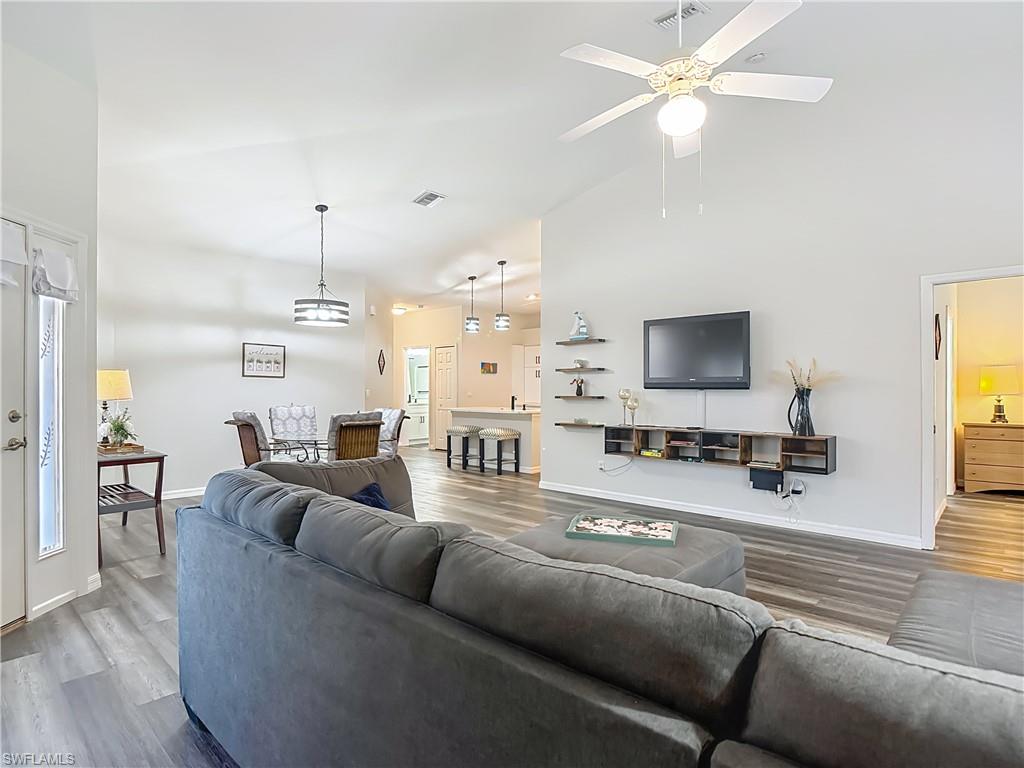 20698 Marathona Ct Property Photo 13