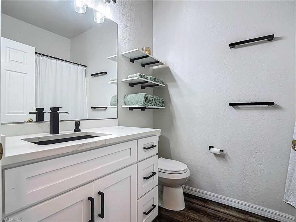 20698 Marathona Ct Property Photo 27