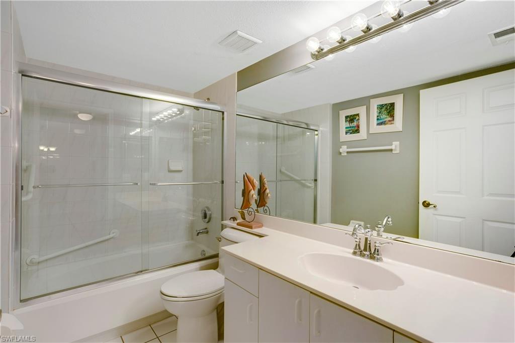 2396 Hidden Lake Dr # 3 Property Photo 22