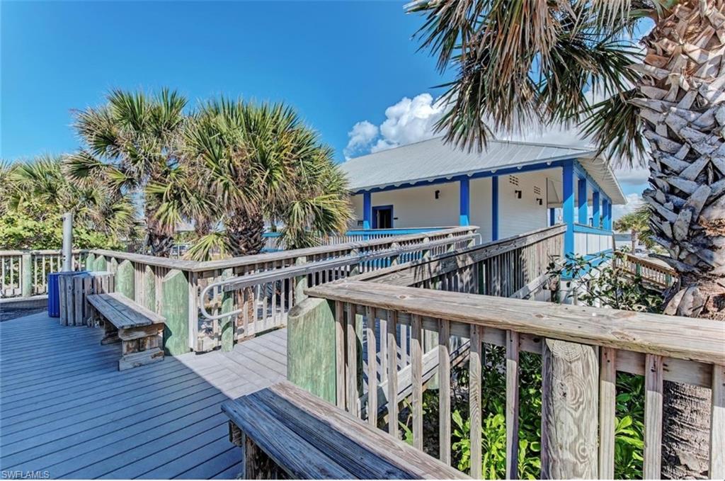 9057 Bensonhurst Ln Property Photo 7