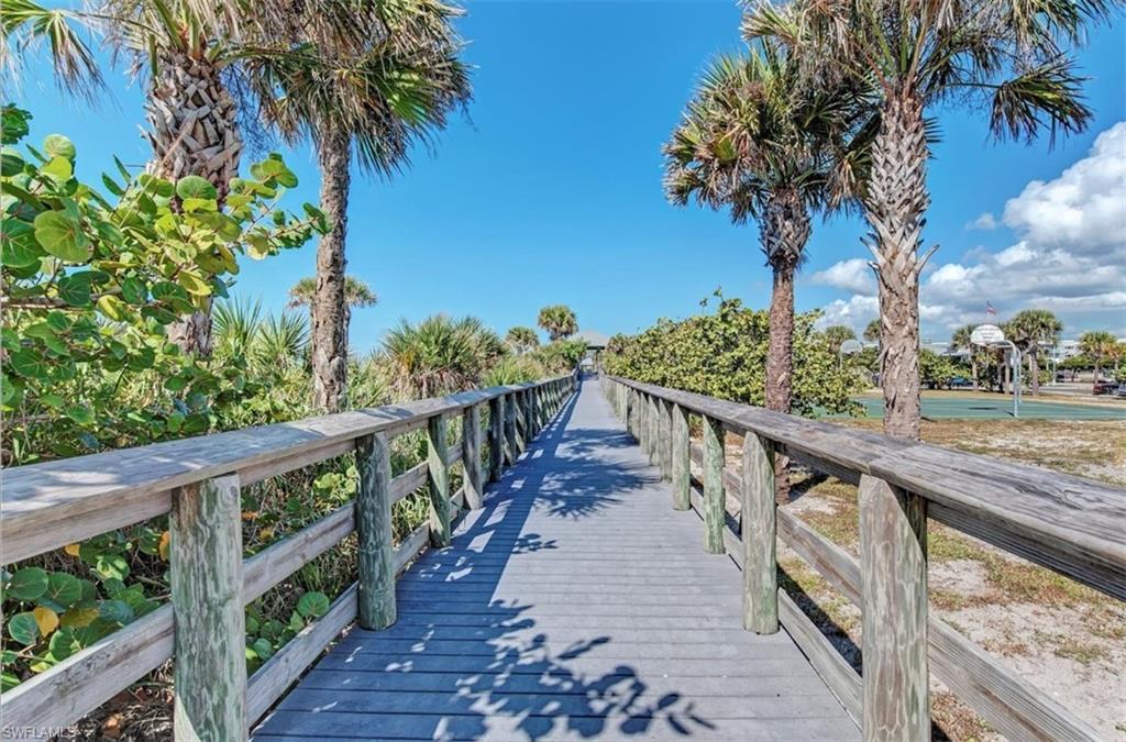 9057 Bensonhurst Ln Property Photo 16