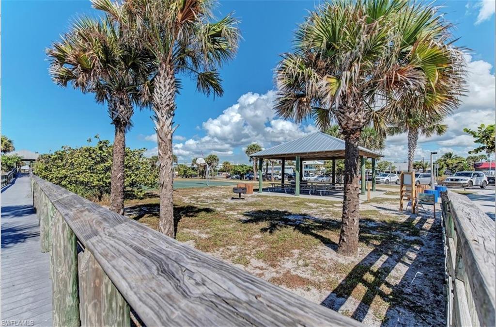 9057 Bensonhurst Ln Property Photo 19